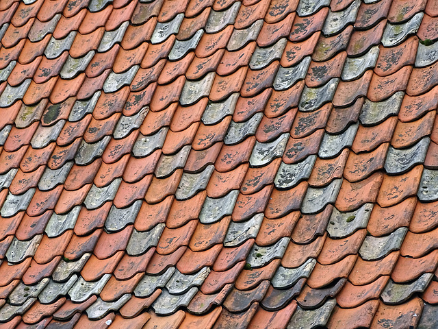 Roof tiles