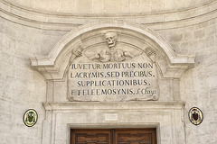 L’Aquila 2025 – Santa Maria del Suffragio – Iuvetur mortuus non lacrymis, sed precibus, supplicationibus, et eleemosynis.