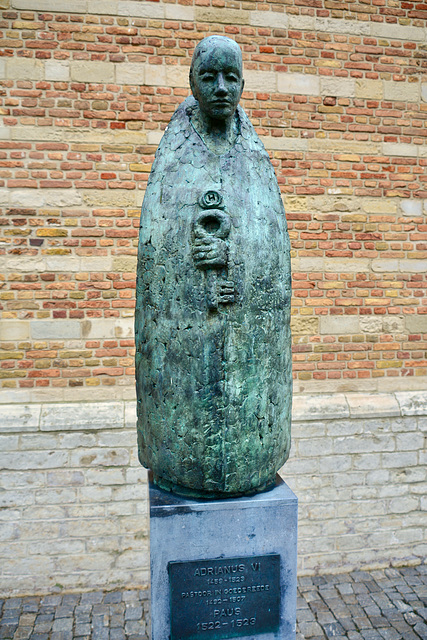 Goedereede 2018 – Statue of pope Adrian VI