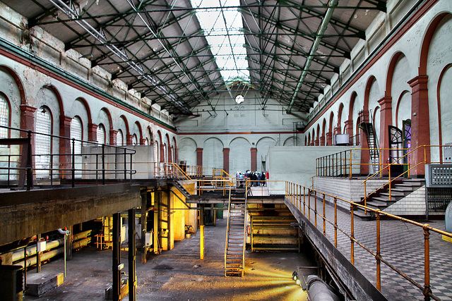 Im Inneren der Maschinenhalle (Zeche Heinrich Robert, Hamm-Wiescherhöfen) / 24.06.2017