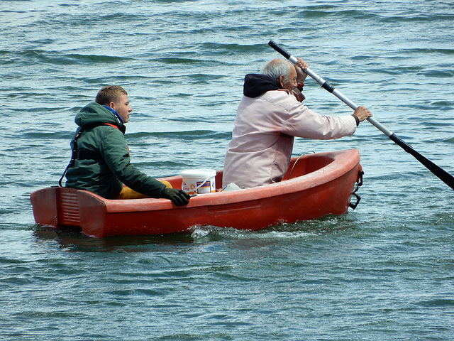 quand le papy fait des ronds dans l'eau