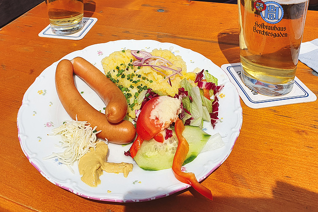 At Grünstein Hut (1.220 m)