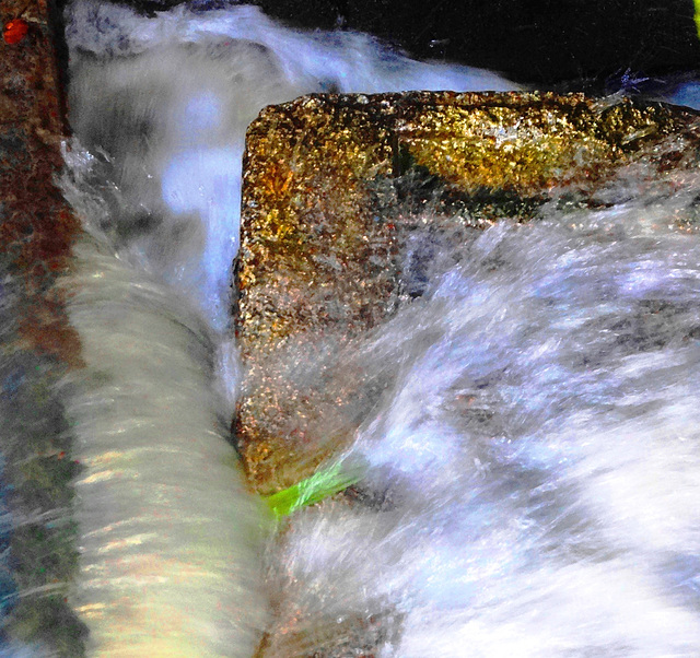 Gushing Weir