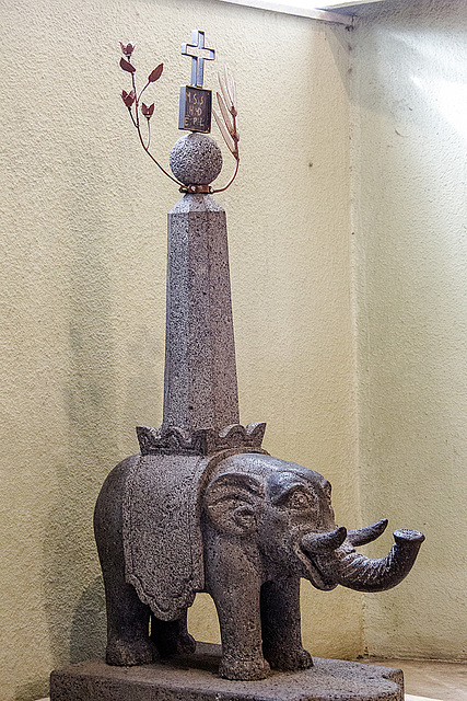 20160329 0803RVAw [R~I] Museum, Catania, Sizilien