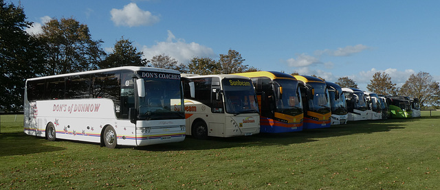 Coaches at Newmarket Racecourse - 14 Oct 2023 (P1160726)