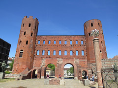 Porta Augusta