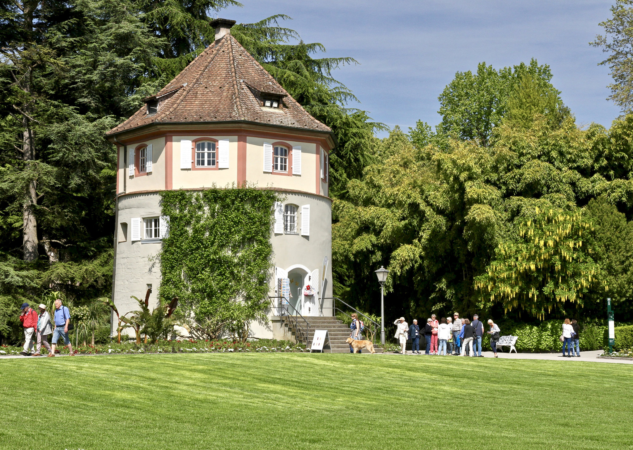 Der Gärtnerturm bei Schloss Mainau