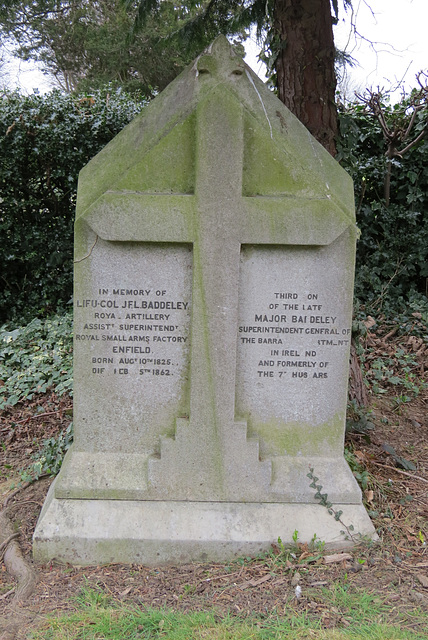 st james cemetery, hertford rd, enfield, london