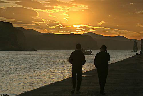 Promenade brise-lames.