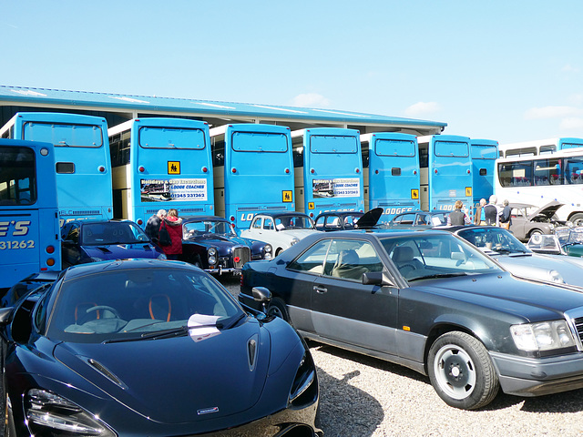 P1000619 Lodge's Coaches car meet - 24 Mar 2019