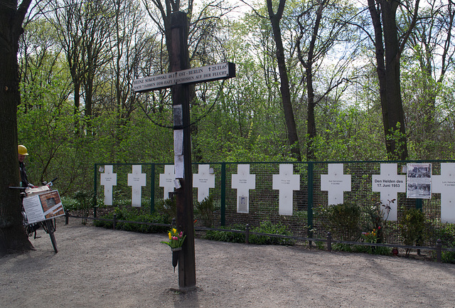 Berlin Wall Victims Memorial (#2056)