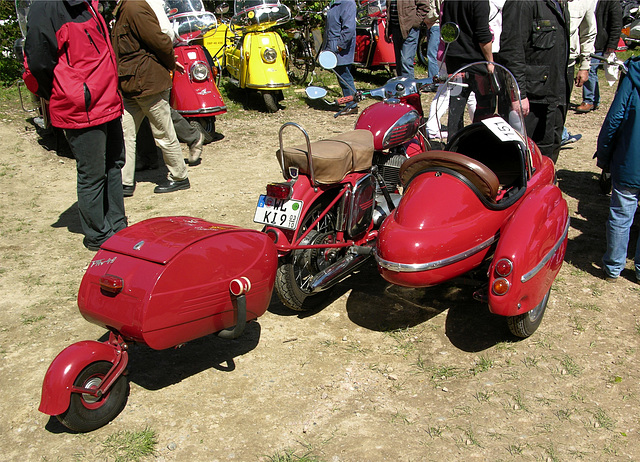 Jawa mit Beiwagen + Anhänger!