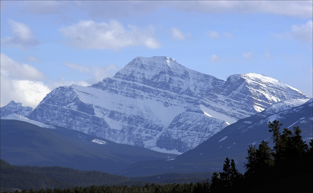 Mount Edith Cavell 01 20130403