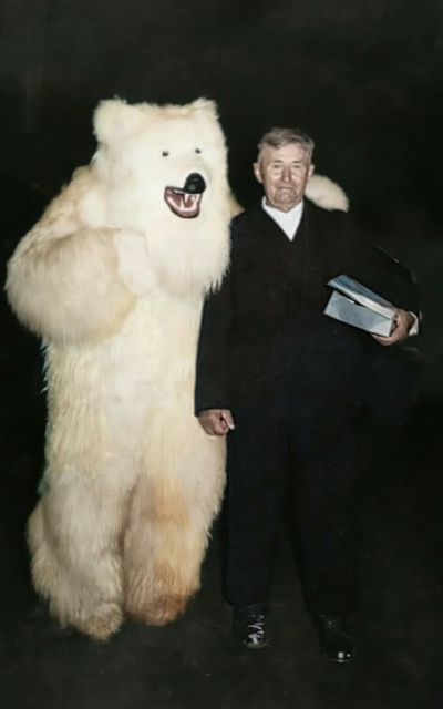 "Freilaufende" Eisbären gab es mal im Tiergarten ...