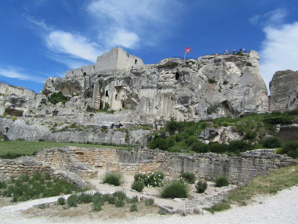 La Cité morte avec les ruines du château