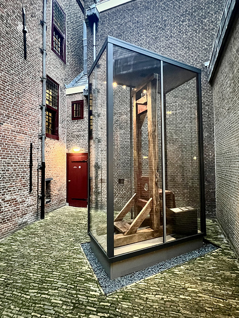 De Gevangenpoort 2024 – Guillotine