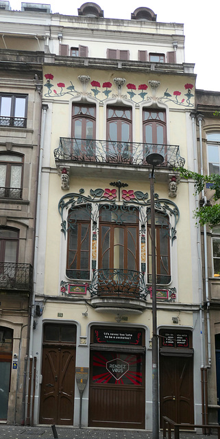 Moradia Rua de Cândido dos Reis 75 até  79  Porto
