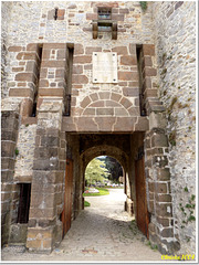 Ancien pont-levis du château...