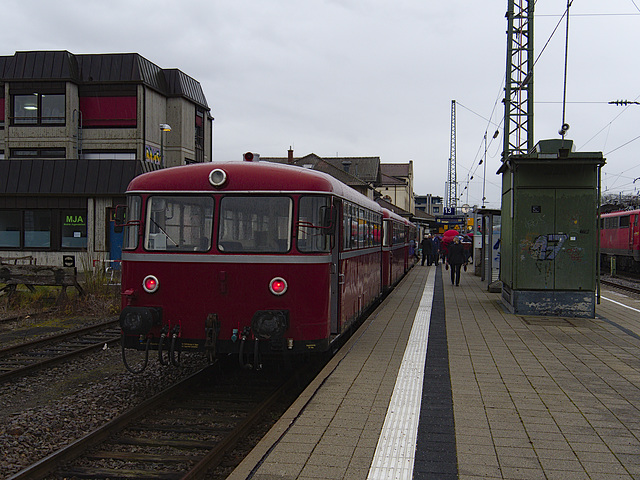 VT98 im HBF Tübingen