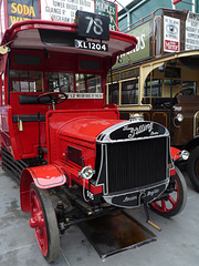 Thomas Tilling Bus (London Bus Museum)