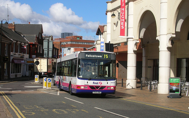 DSCN1079 First Eastern Counties 65549 (P549 RNG) in Ipswich - 4 Sep 2007