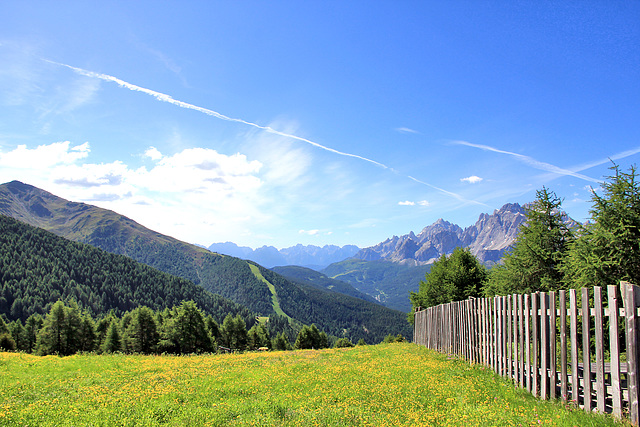 Blick vom karnischen Höhenweg Richtung Südenost