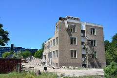 Demolition of the former Clusius Laboratory