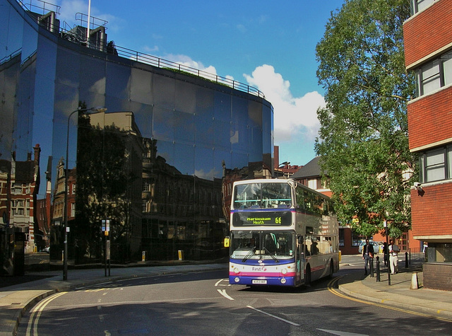 DSCN1050 First Eastern Counties 32488 (AU53 HKF) in Ipswich - 4 Sep 2007