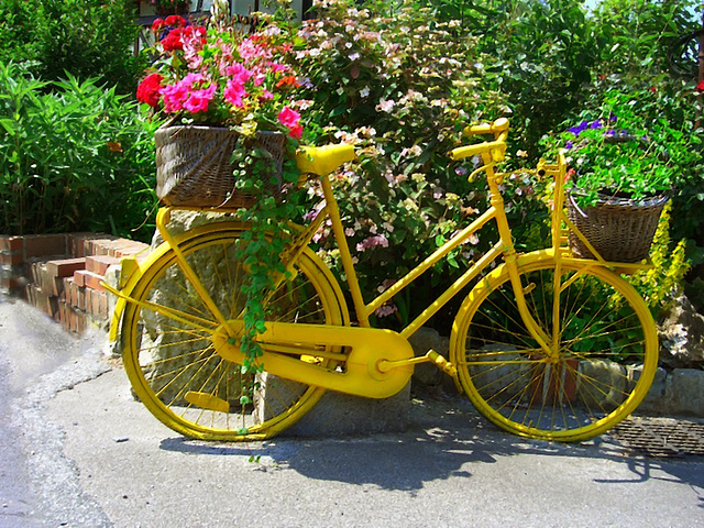 Vélo jaune