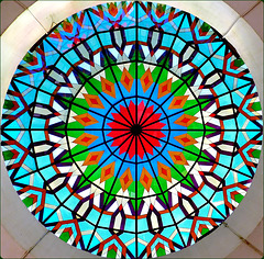 Mutrah : la cupola trasparente multicolor del Souq