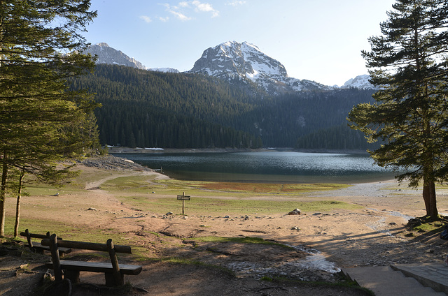 Crno Jezero.