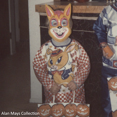 Fluffy the Bunny (Trick or Treat with Fluffy the Bunny and the Space Explorer, 1971)