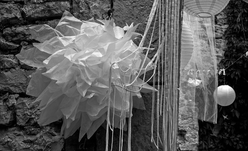 pompon, franges, tulle et boules