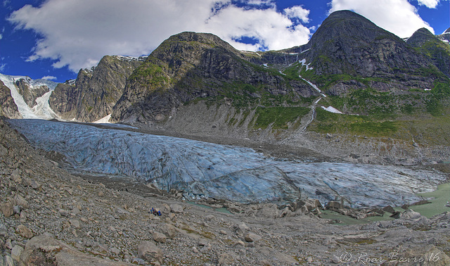 Austerdalsbreen glacier.