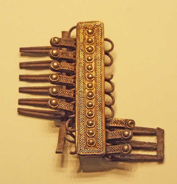 Etruscan Comb Brooch in the Getty Villa, June 2016