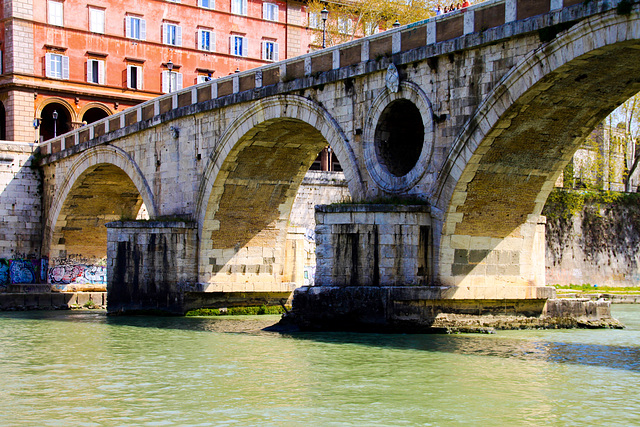 Rom - A Bridge over the Tiber