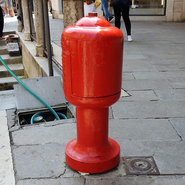 Wasserspender nach dem Make up, Venedig