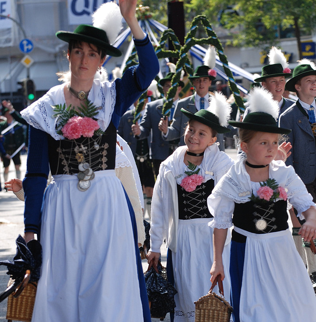 Trachtenumzug zum Oktoberfest/ München