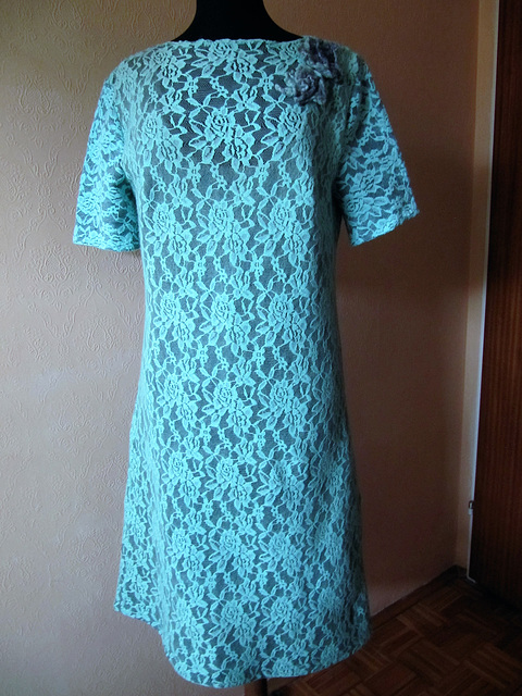 lace dress felted on wool