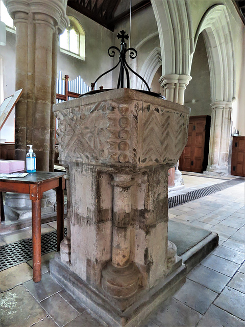 madingley church, cambs (3) font, bowl c12, base c13