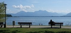 A place to sit and dream and enjoy that beautiful scenery (Ecobird ) - HBM -