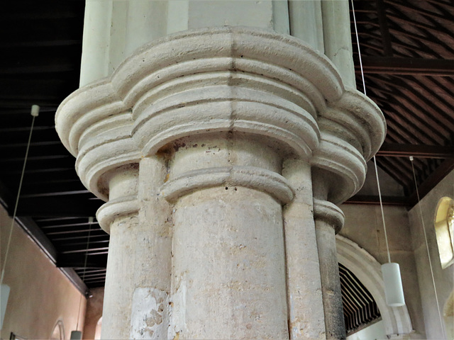 madingley church, cambs (8) early c14 capital