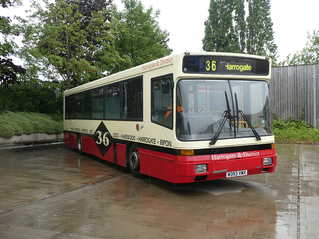 Preserved Harrogate & District M393 VWX - 27 Jul 2019 (P1030256)