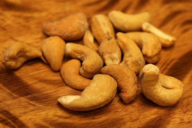 Cashews