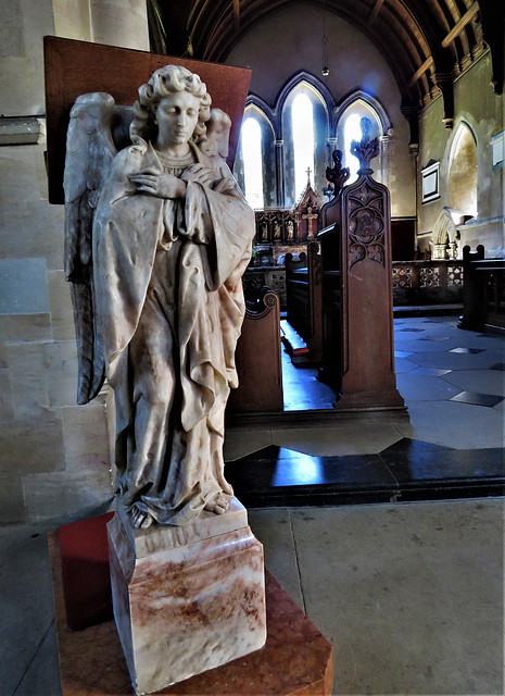 hertingfordbury church, herts, late c19 alabaster angel lectern by farmer and brindley c.1890