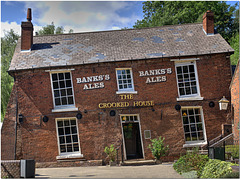 The Crooked  House, Himley