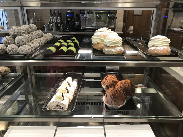 desserts at at Törners
