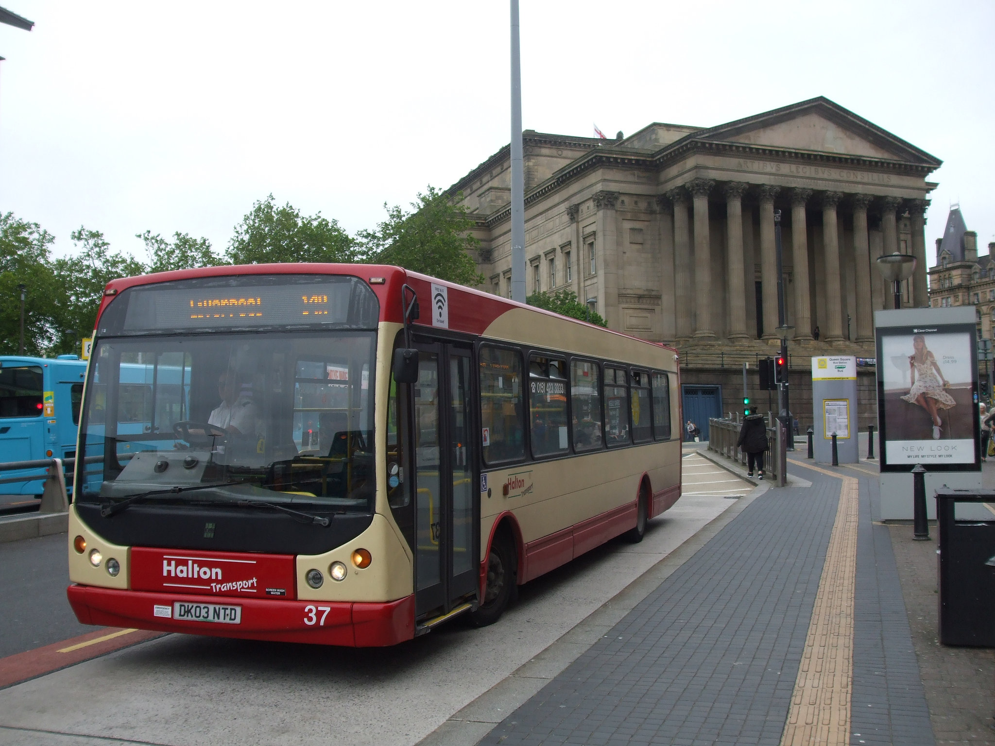 DSCF7820 Halton Borough Transport 37 (DK03 NTD) in Liverpool - 16 Jun 2017