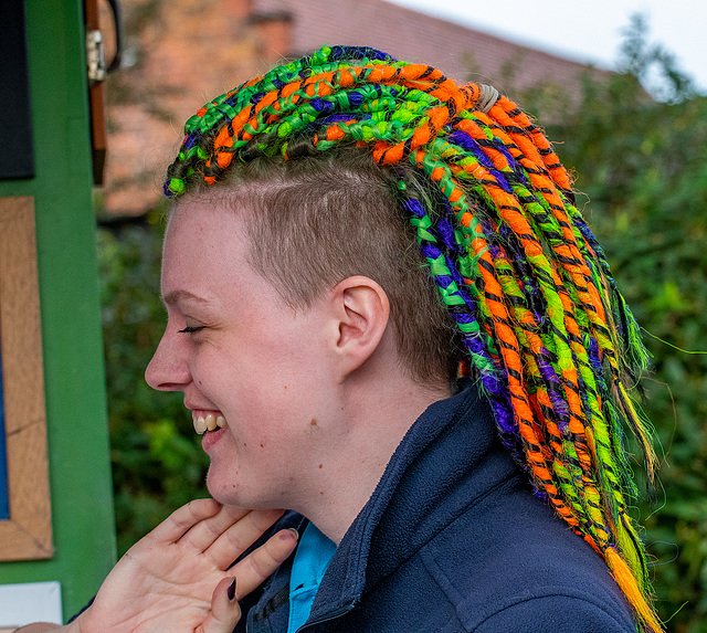 Colourful zoo volunteer