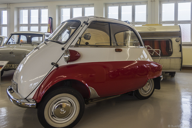 BMW Isetta 250 - Automuseum Engstingen ... P.i.P.  (© Buelipix)